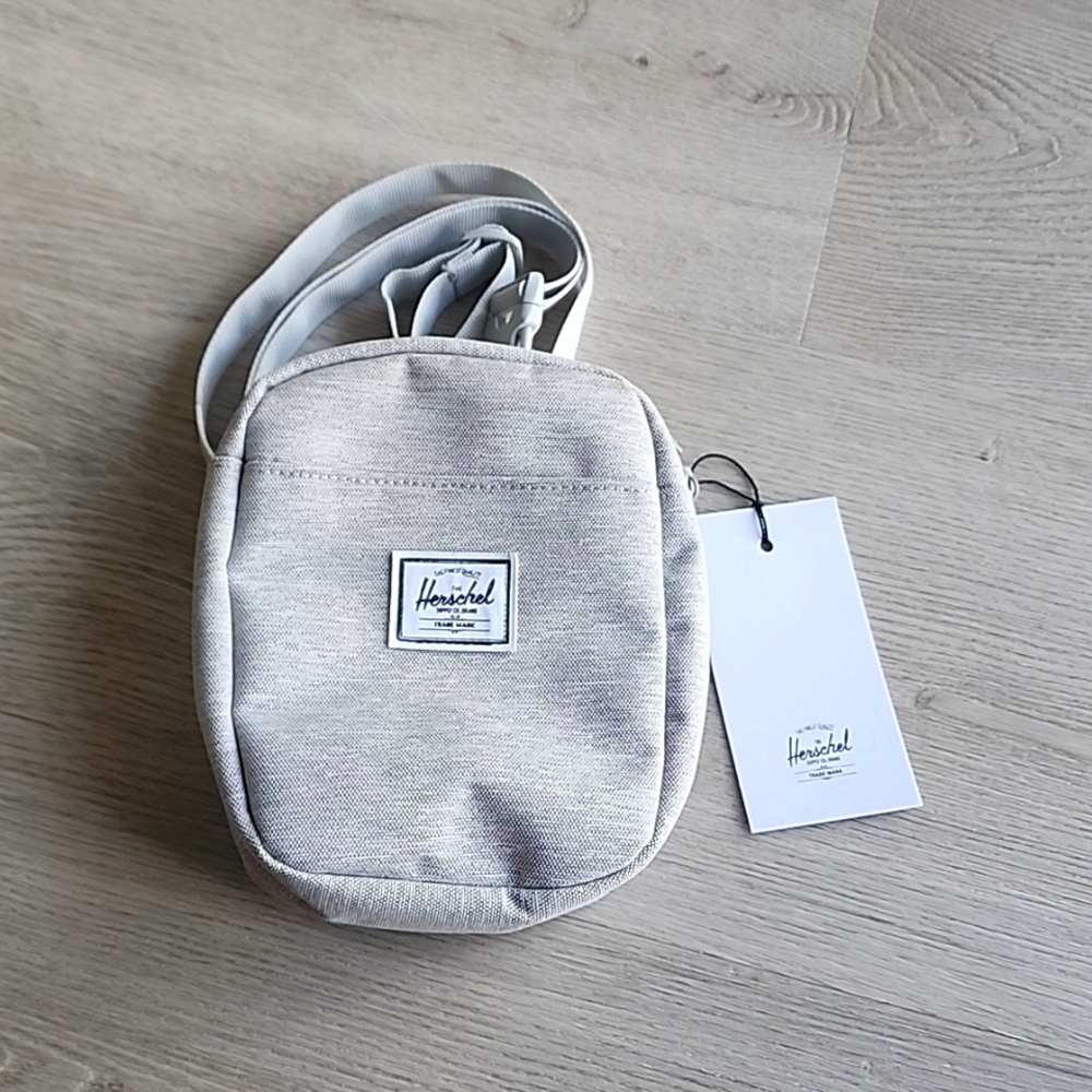 HEESCHEL LIGHT GREY CROSSHATCH